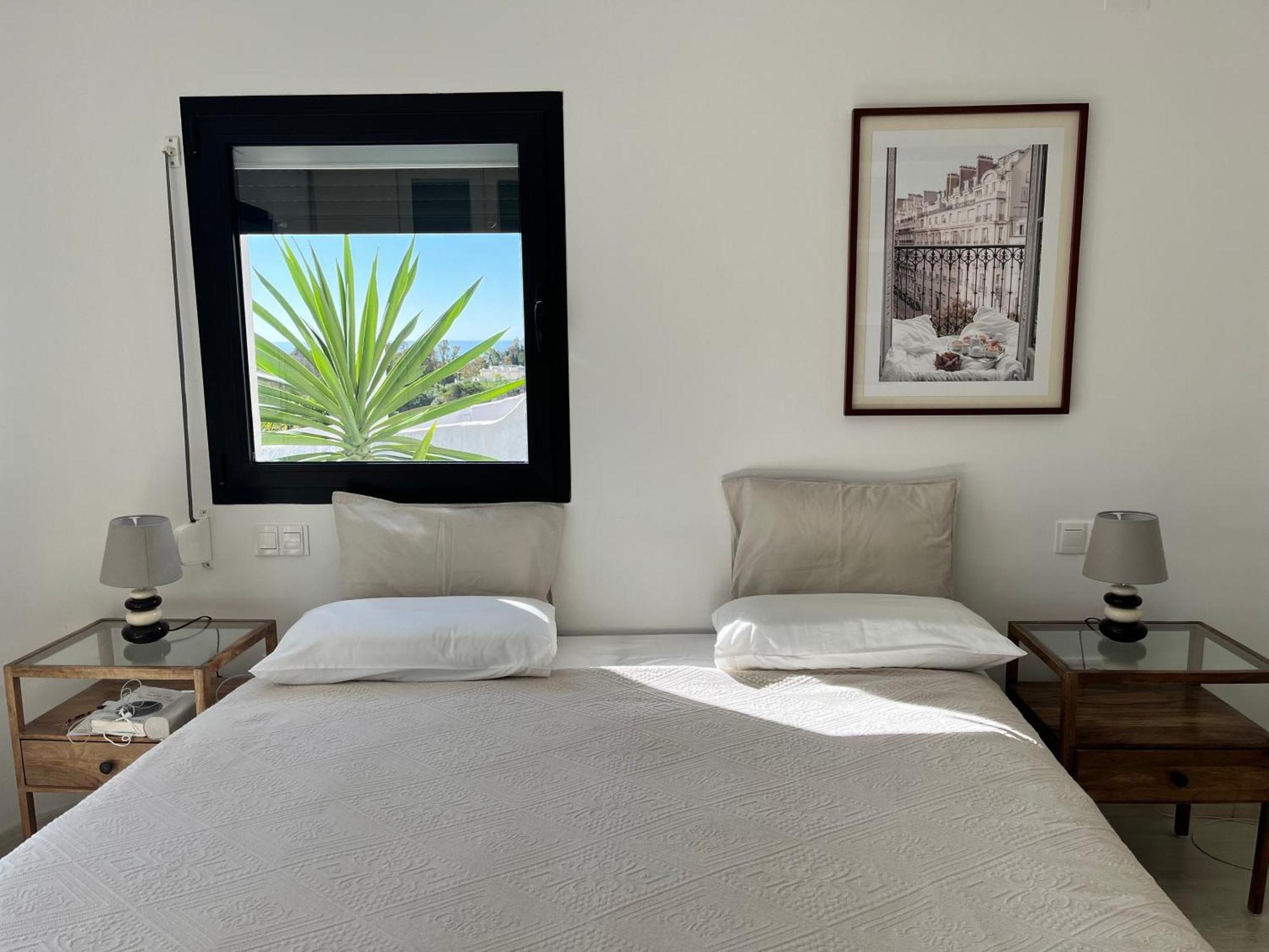 马尔韦利亚Superb Townhouse In Golden Mile公寓 外观 照片